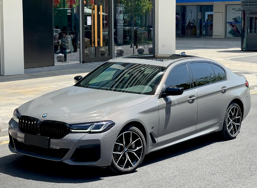 PET Bernina Gray Vinyl Wrap