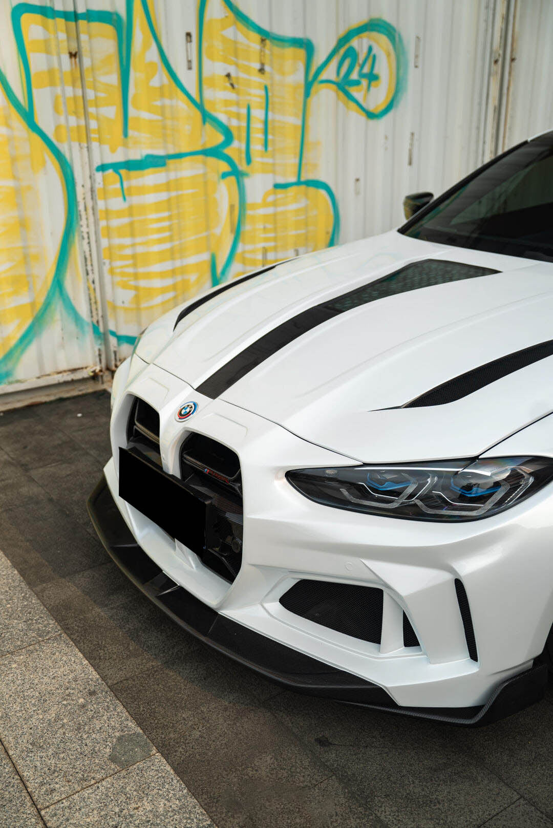 Self-healing Liquid Metallic White